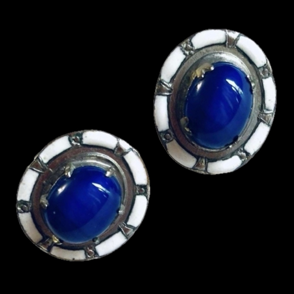 Vintage Cobalt Blue with White Enamel & Screw Backs Earrings .75” - Picture 1 of 4